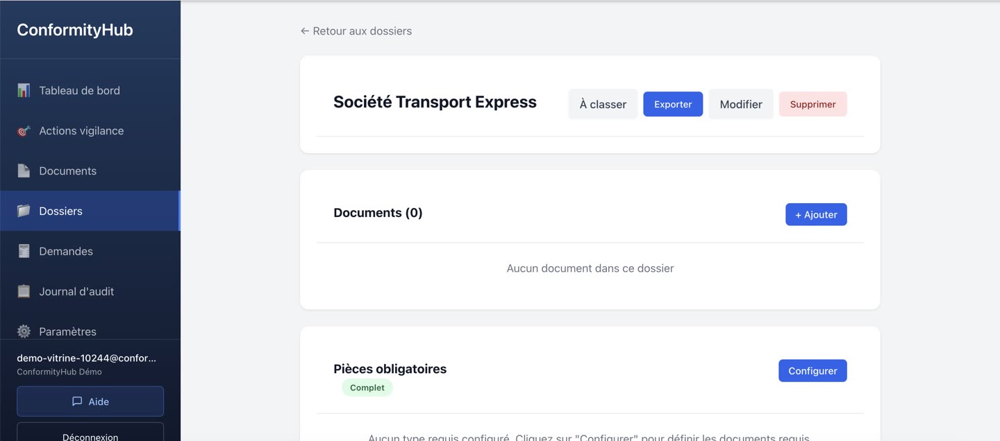 Vue détail d'un dossier : documents, pièces obligatoires, demandes